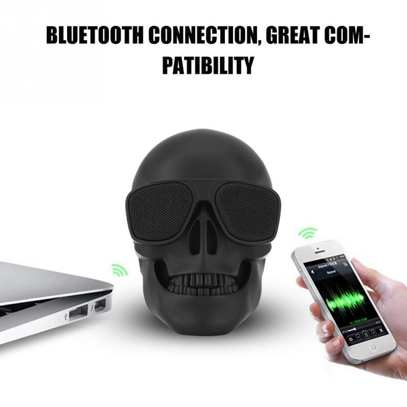 Altavoz de calavera con Bluetooth inalámbrico.