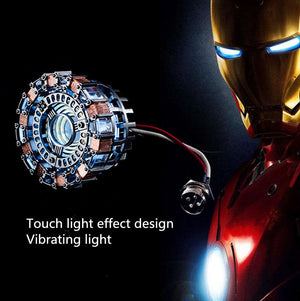 Núcleo de energía del corazón de Iron Man, replica exacta escala 1:1 con iluminación.